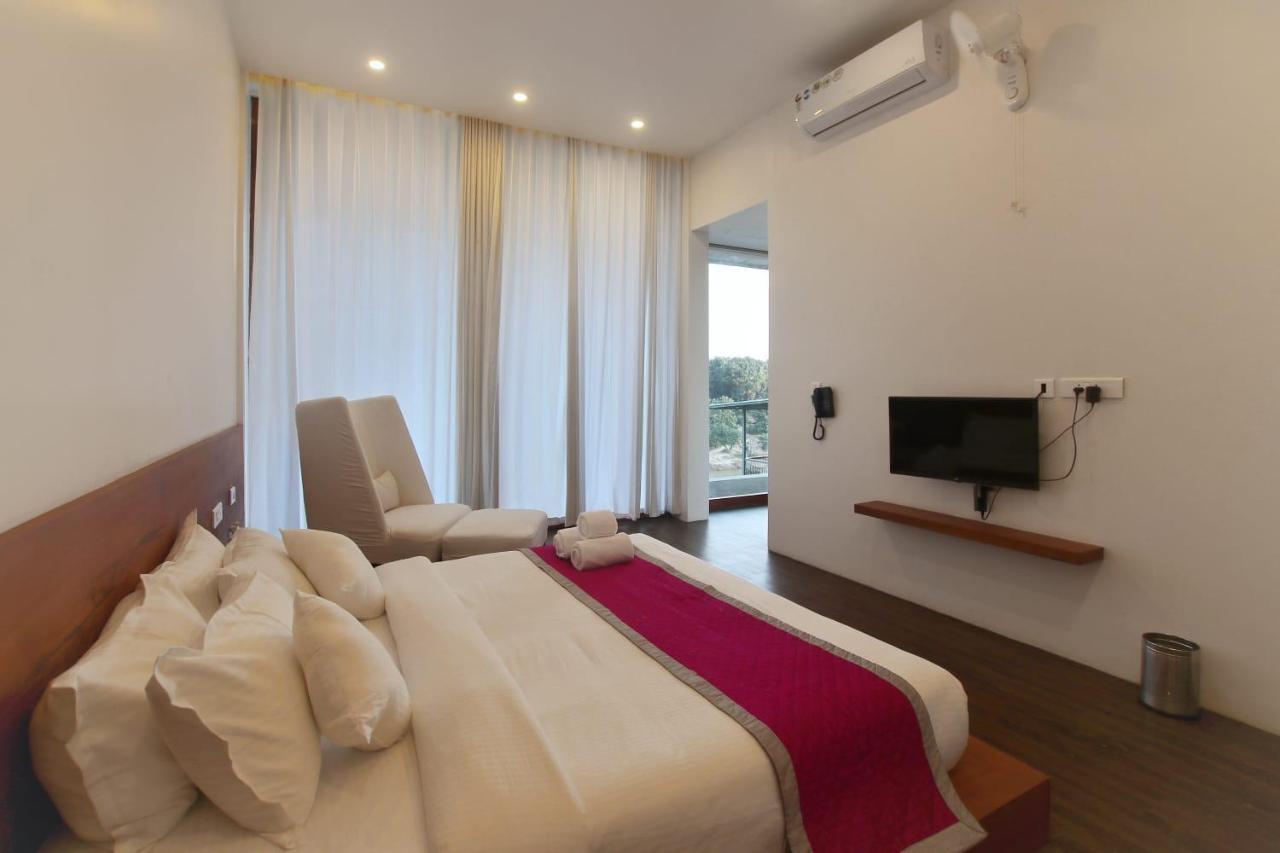 Nexstay Grand Chaliyar Resort Edavanna Bagian luar foto